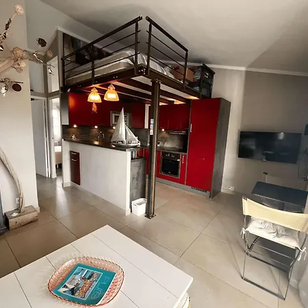 Renove Avec Internet, 2 Chambres, Parking A Port - Fr-1-868-14 Grimaud