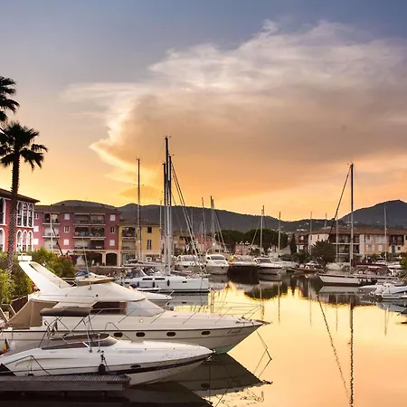 Renove Avec Internet, 2 Chambres, Parking A Port - Fr-1-868-14 Grimaud