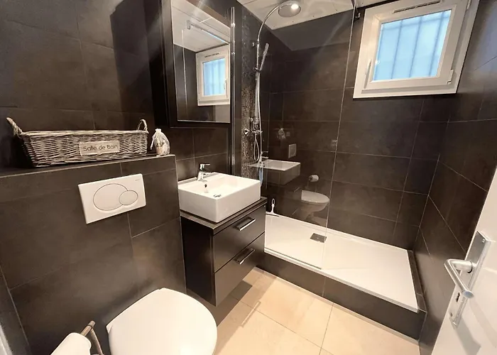 Renove Avec Internet, 2 Chambres, Parking A Port - Fr-1-868-14 Διαμέρισμα